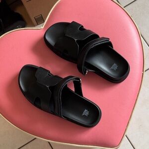 Wild Fable Women’s Maysen Footbed Sandals Sz 7 1/2.